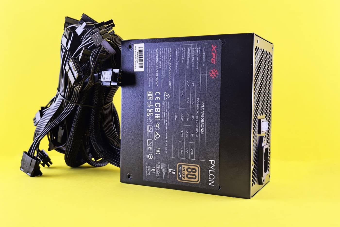 Bộ nguồn máy tính PSU và dây cáp nguồn cần kiểm tra khi máy không lên